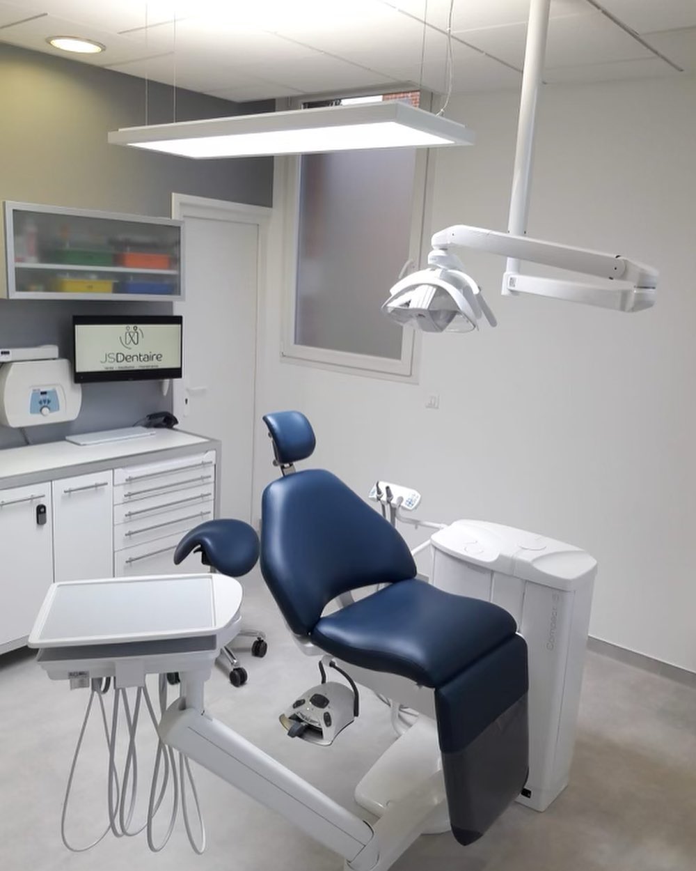 Cabinet dentaire WATTRELOS (59) : Renouvellement d’un fauteuil Compact I5 PLANMECA